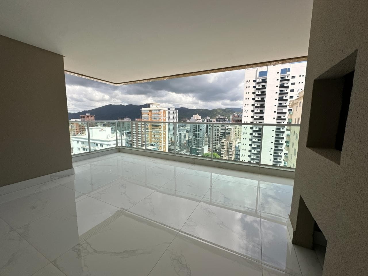 Apartamento único 3 Suítes VISTA MAR no Sangiovese Residence